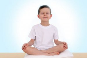 Yoga e valores na infância