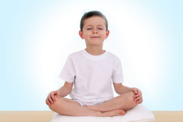 Yoga e valores na infância
