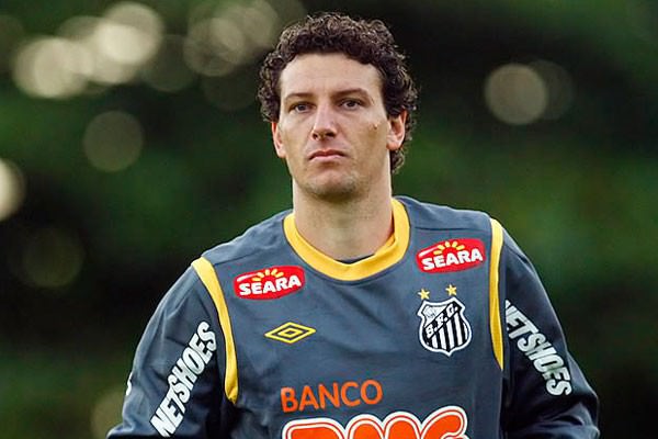 Números explicam má fase de Elano