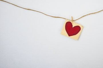 Afirmações positivas para atrair amor