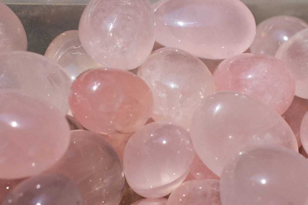 Quartzo rosa: harmonia na vida afetiva