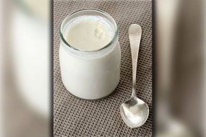 Receita de iogurte caseiro de coco sem lactose