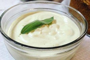 Receita vegana e sem glúten: maionese de castanha de caju