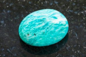 Amazonita: pedra do equilíbrio nas sobrecargas cotidianas