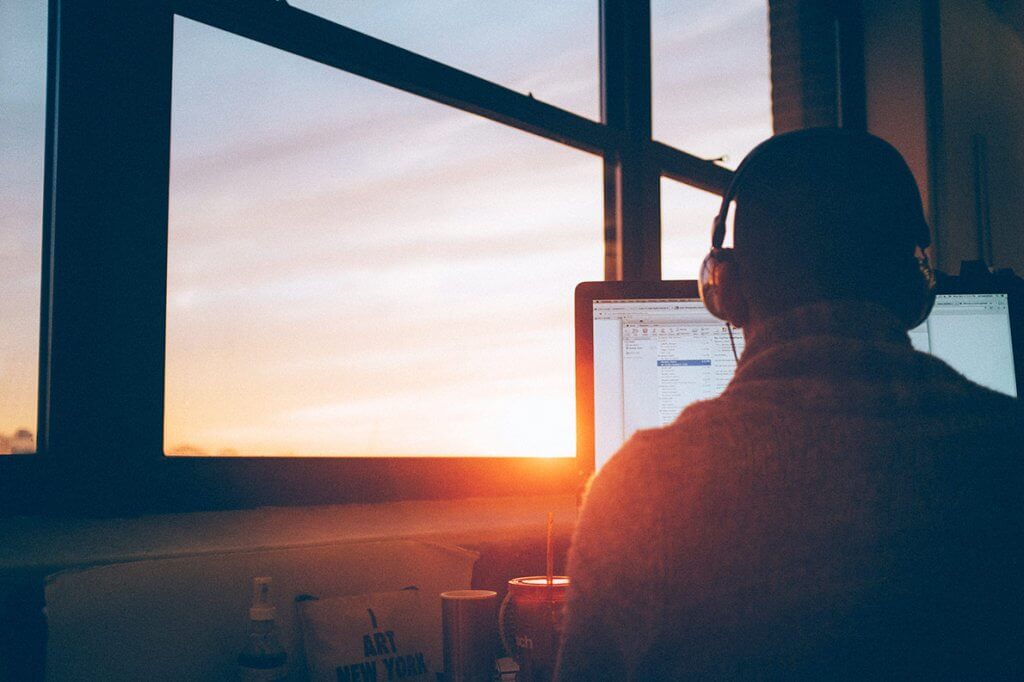 Preguiça no trabalho: como deixar de procrastinar