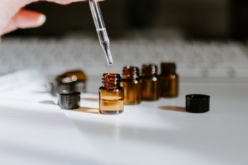 Óleos essenciais de cada signo para equilibrar a alimentação