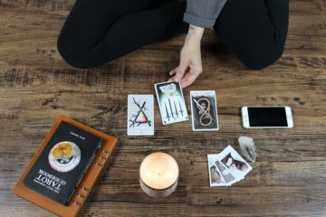 Porque você deveria estudar Tarot