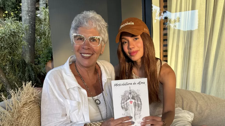 Max Tovar e Anitta lançam o livro Musculatura da Alma